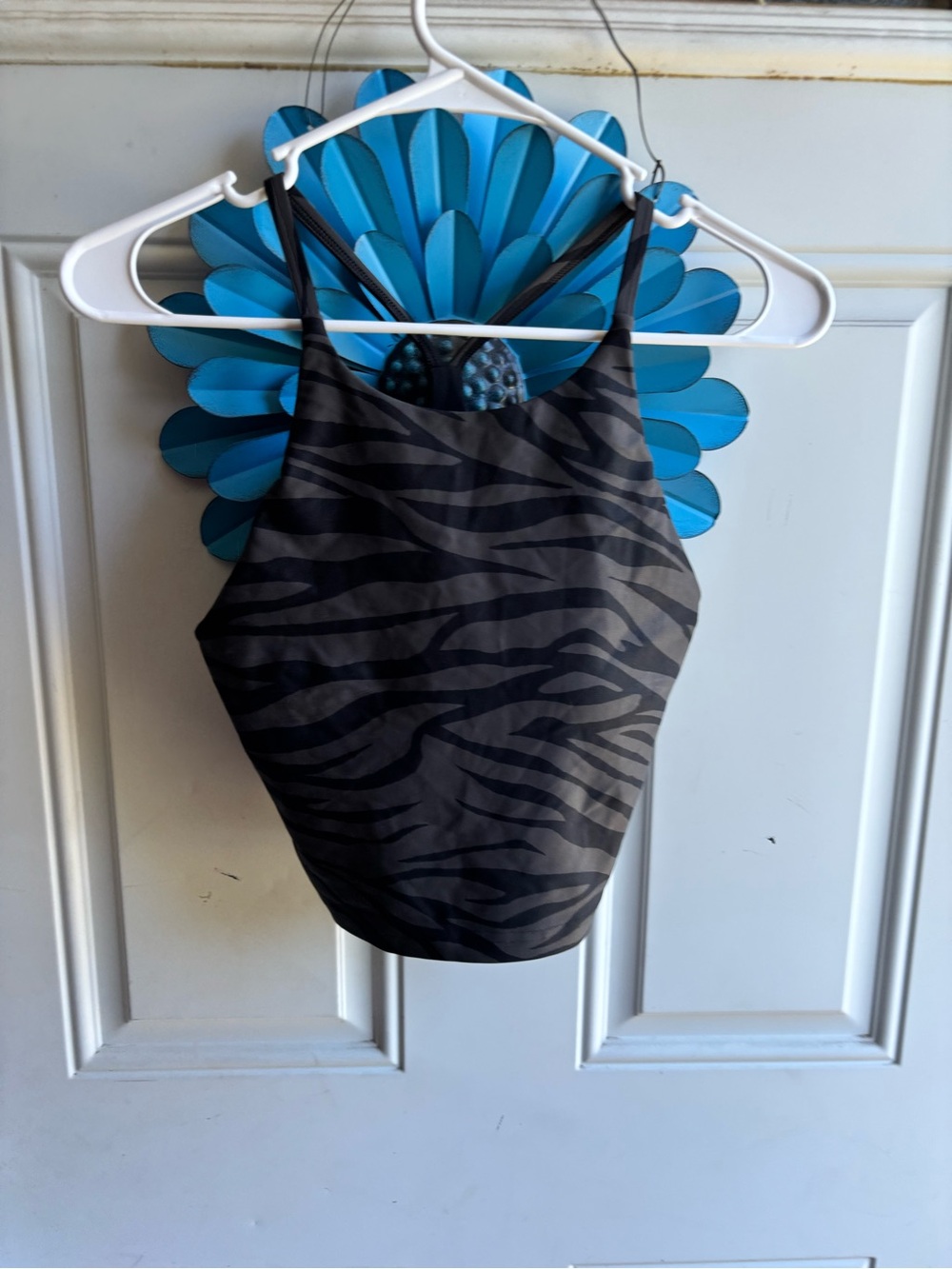 Old Navy Black Zebra-Print Sports Bra